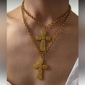 Elegant Gold Cross Necklace N1710
